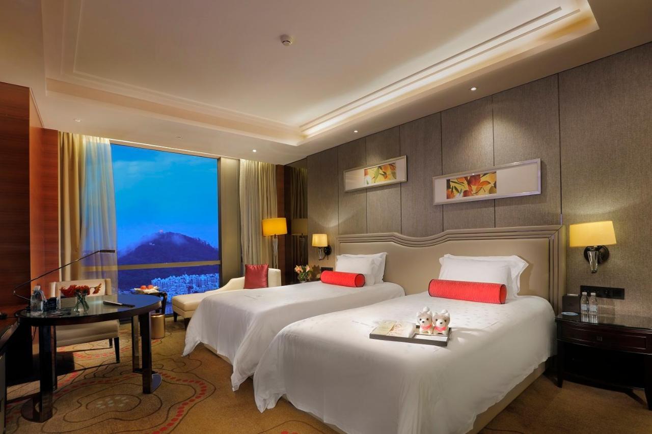 Dongguan Kande International Hotel-During The Canton Fair, Guests Can Enjoy Free Shuttle Buses To The Canton Fair Exhibition Hall Eksteriør billede